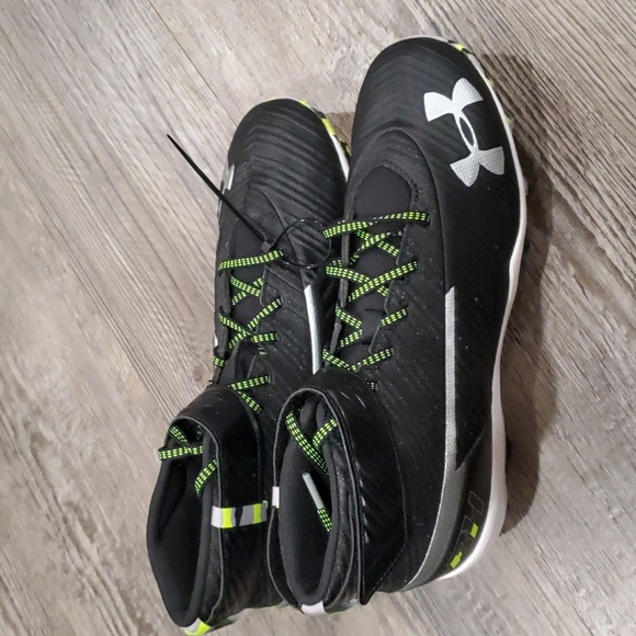Under Armour Bryce Harper 3 Mid 3020589-001 Black Lace Up Baseball Cleats Sz 10